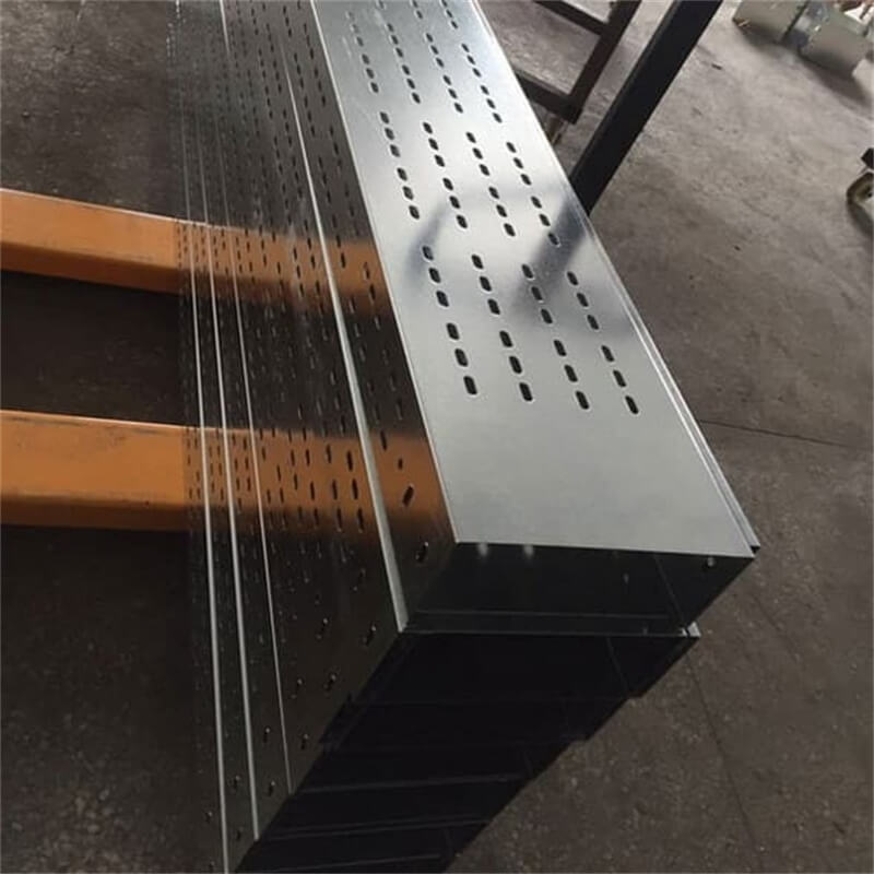 托盘式电缆桥架 (10)